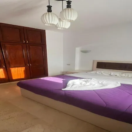 Warm One Bedroom At West Golf Y62